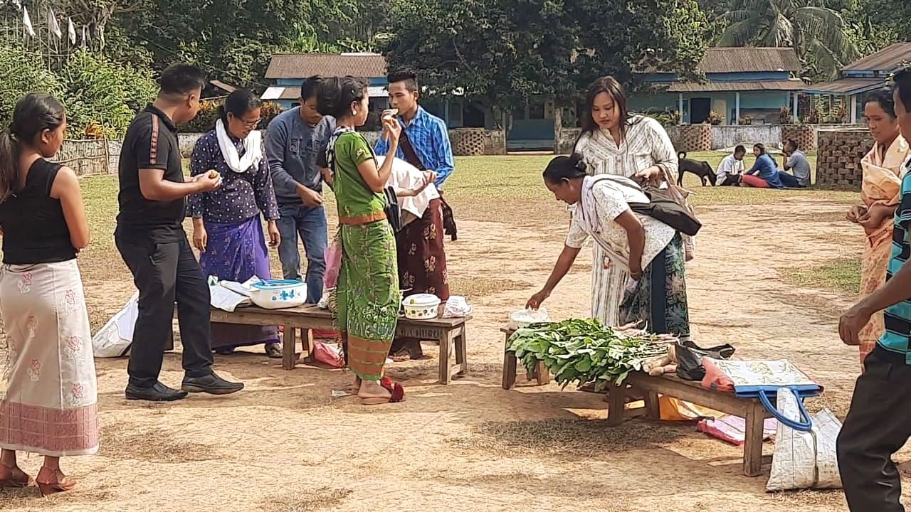 why this tiny assam village&amp;apos;s cleanliness drive is raising eyebrows? - eastmojo
