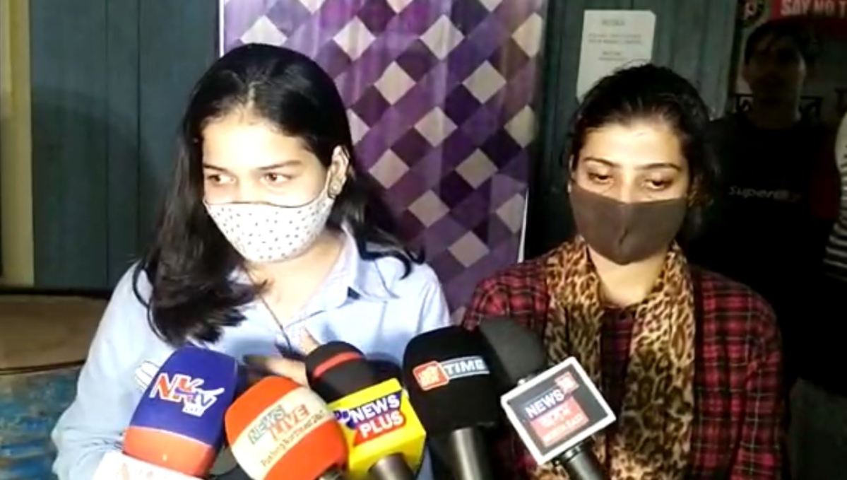 Two women journalists arrested in Tripura